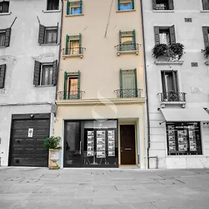 https://ca-dei-battuti-cesim-team.hotelslidodijesolo.com